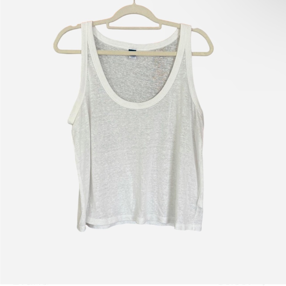 Old Navy White Scoopneck Tank